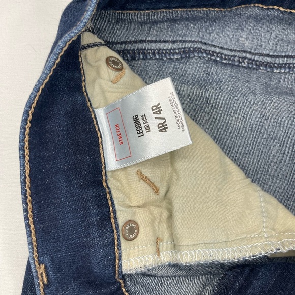 Express High Waisted Medium Wash Embroidered Ripped 90s Skinny/legging Jeans - Picture 6 of 9